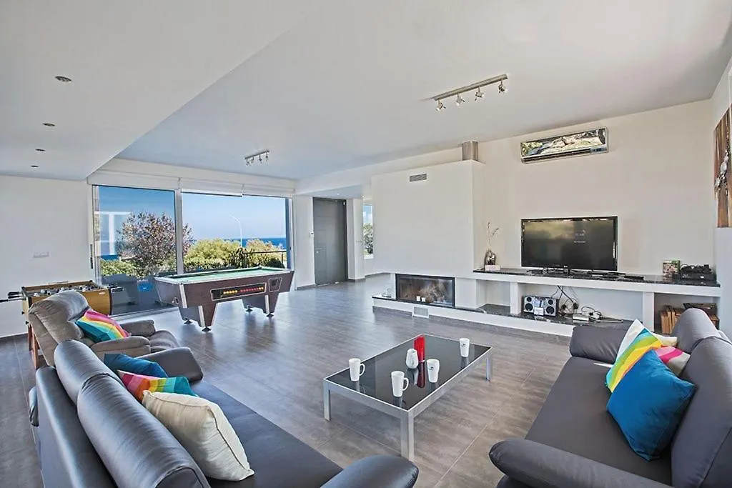 Villa Kono Sunshine - Luxury 4 Bedroom Cape Greco - Villa Close To Beach With Panoramic Views Protaras