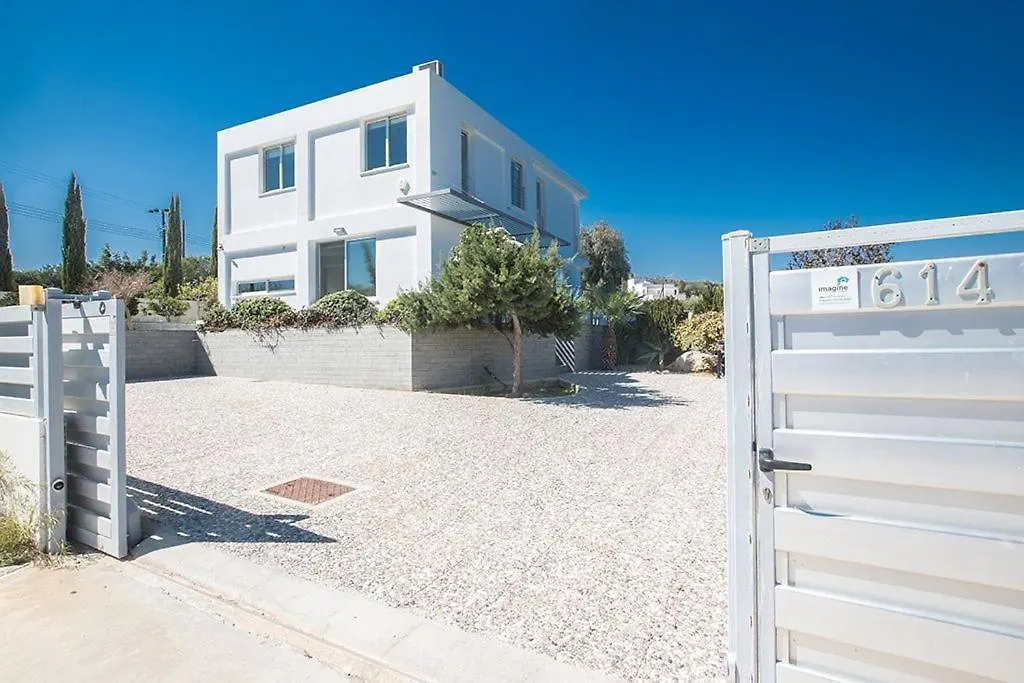 Villa Kono Sunshine - Luxury 4 Bedroom Cape Greco - Villa Close To Beach With Panoramic Views