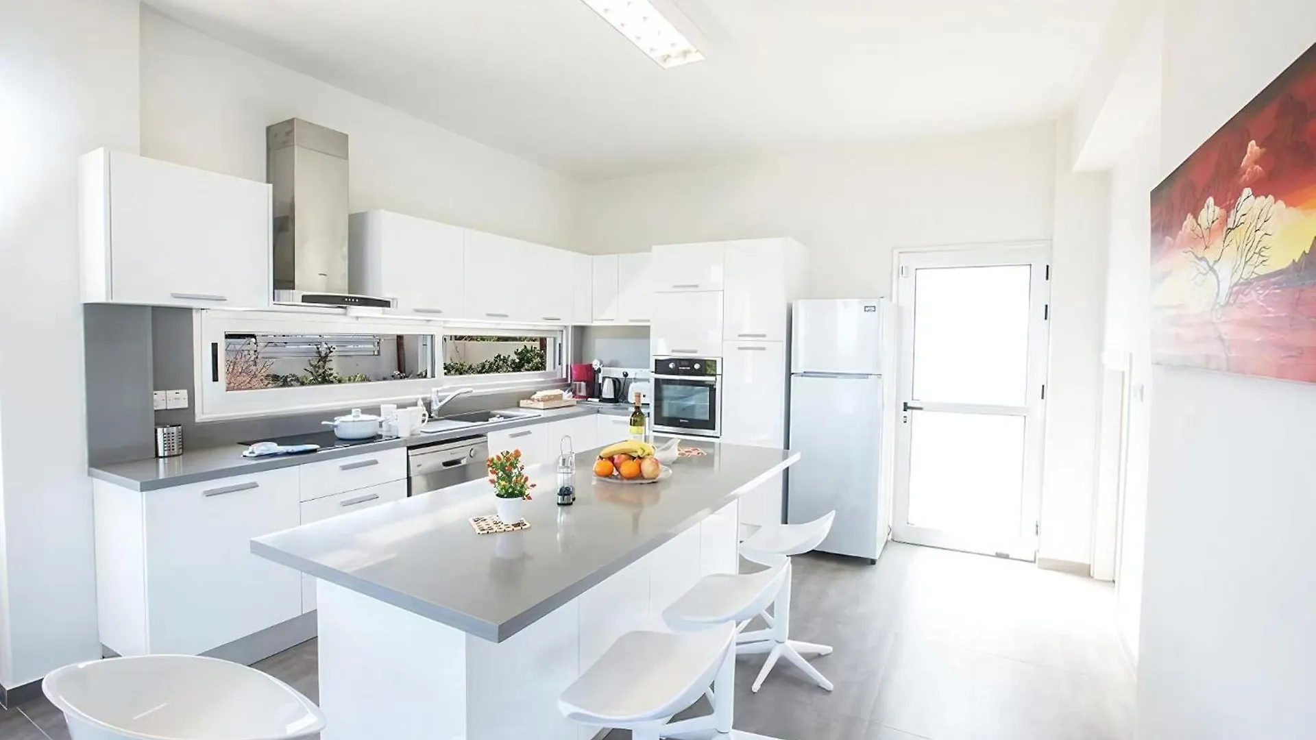 Villa Kono Sunshine - Luxury 4 Bedroom Cape Greco - Villa Close To Beach With Panoramic Views