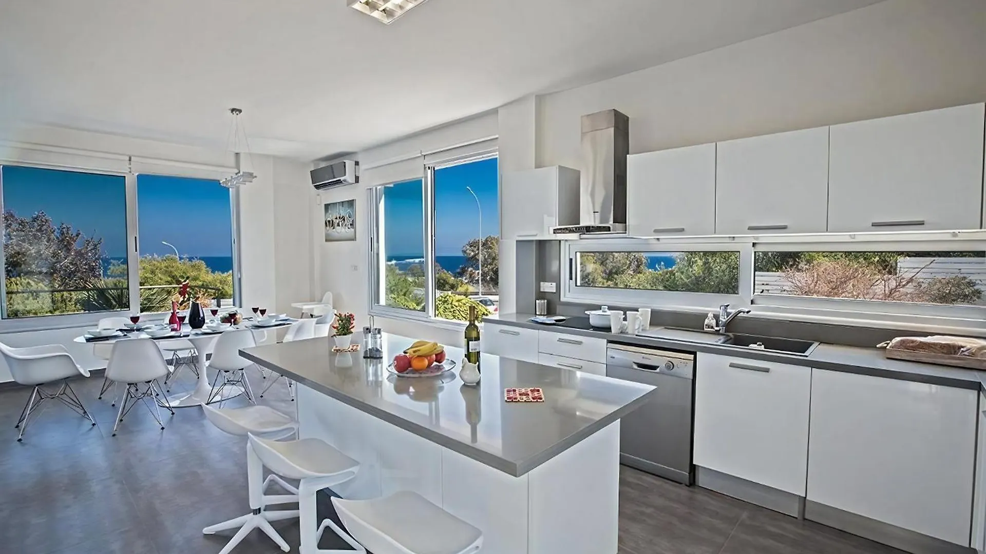 Villa Kono Sunshine - Luxury 4 Bedroom Cape Greco - Villa Close To Beach With Panoramic Views 0*, Protaras