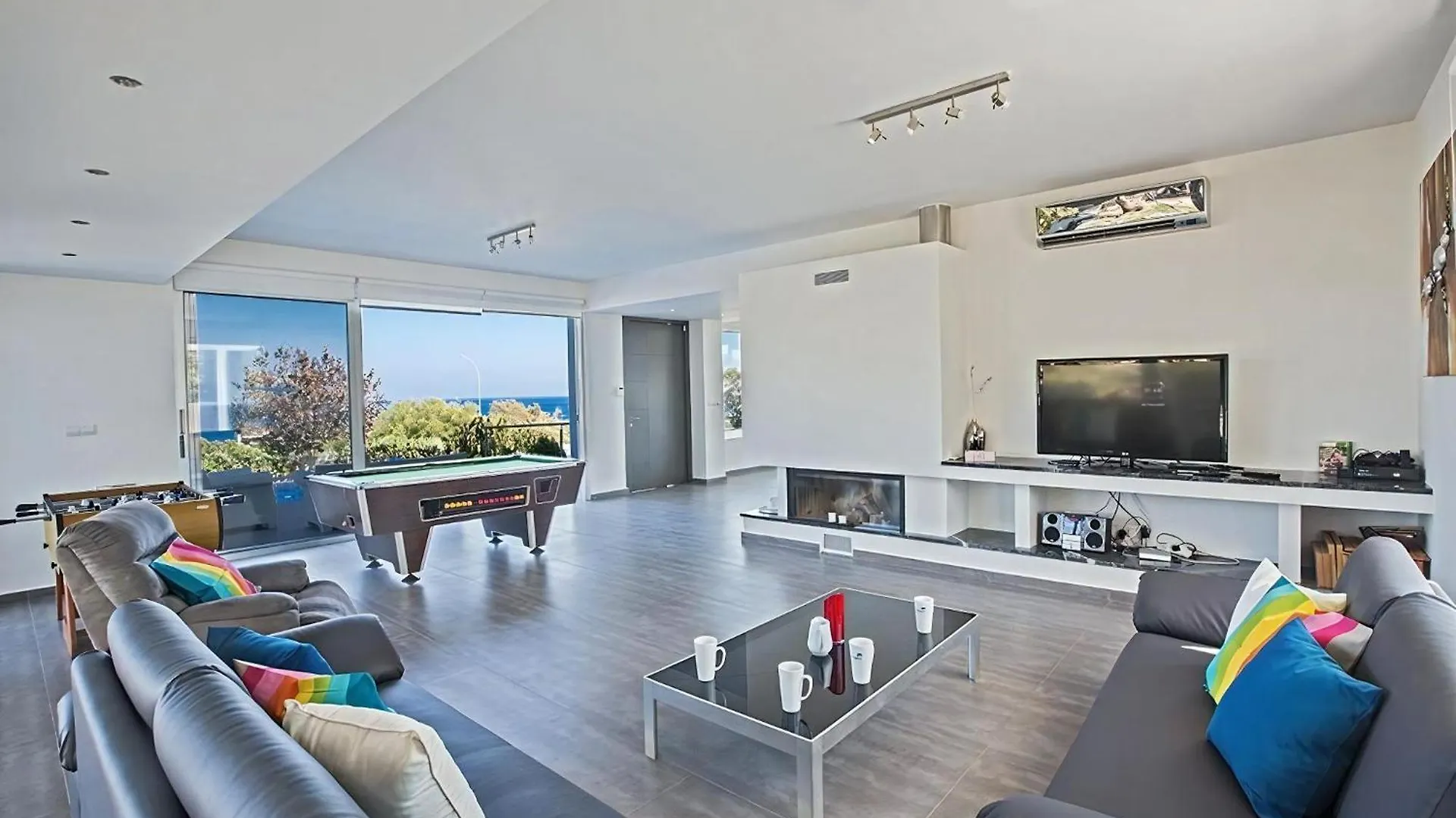 Villa Kono Sunshine - Luxury 4 Bedroom Cape Greco - Villa Close To Beach With Panoramic Views