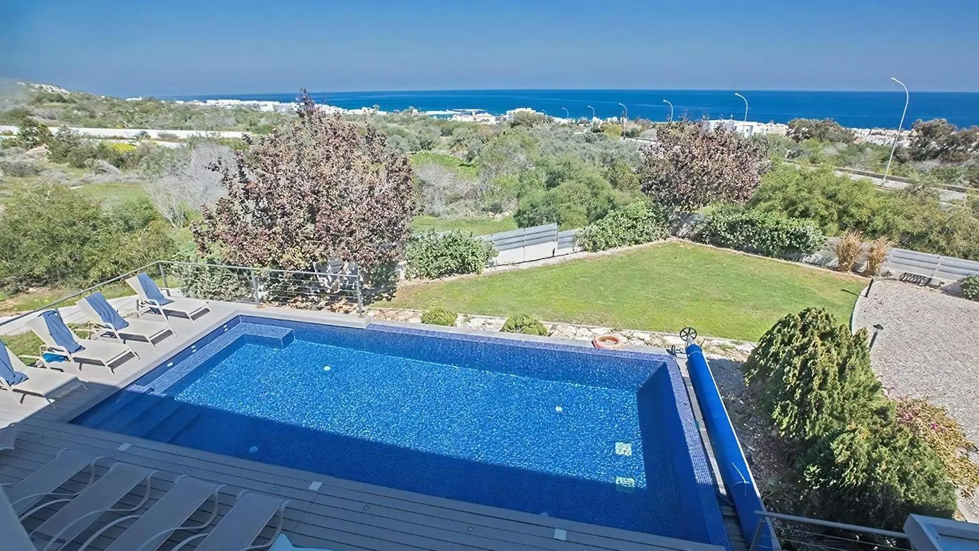 Villa Kono Sunshine - Luxury 4 Bedroom Cape Greco - Villa Close To Beach With Panoramic Views Protaras